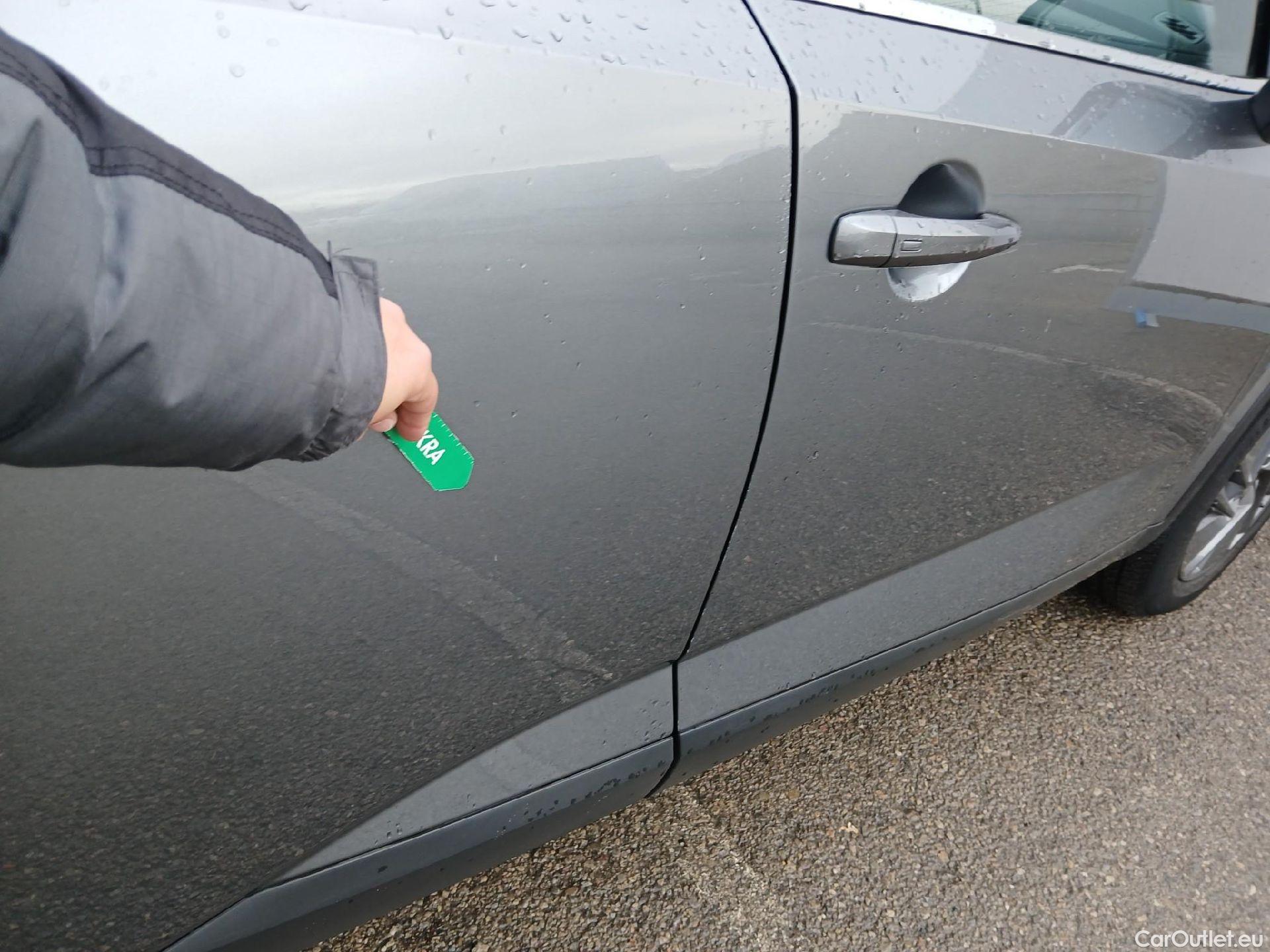  Nissan  Qashqai NISSAN  / 2021 / 5P / todoterreno DIG-T 116kW (158CV) mHEV Xtronic Acenta (AC) #25