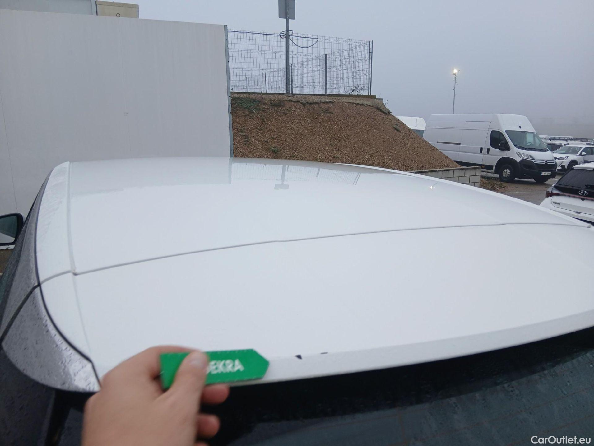  Peugeot  3008 PEUGEOT  / 2020 / 5P / todoterreno 1.2 PureTech 96KW S&S Active Pack #8