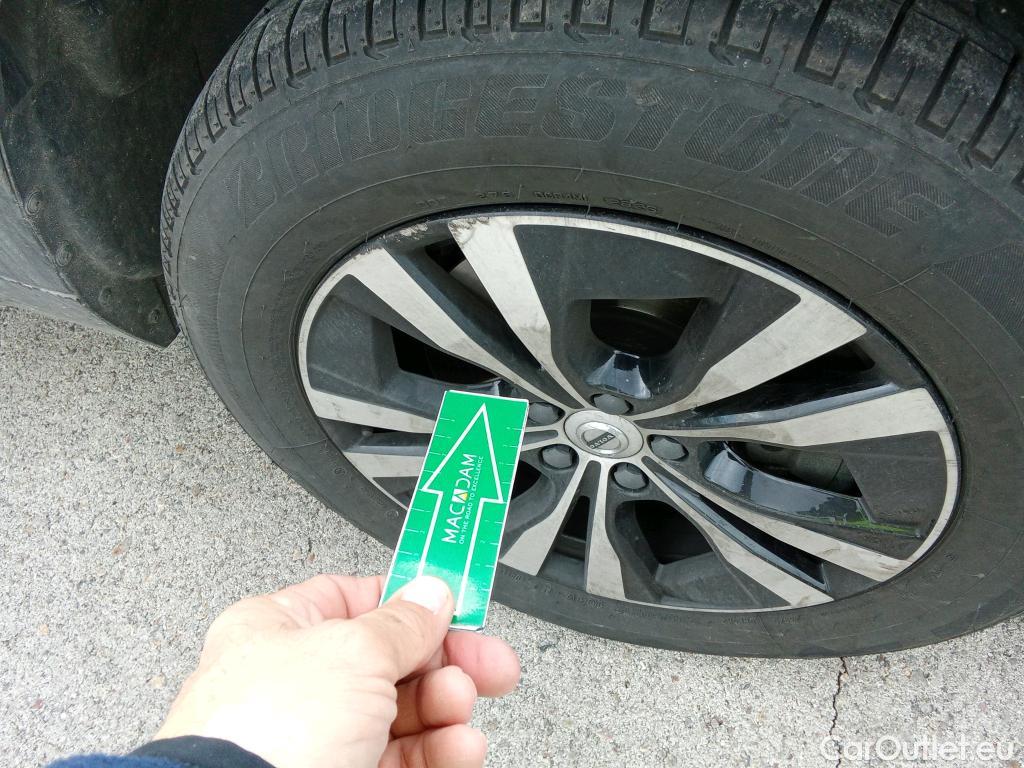  Volvo  XC60 VOLVO  / 2017 / 5P / todoterreno 2.0 T6 AWD Recharge Inscription Exp Auto #6