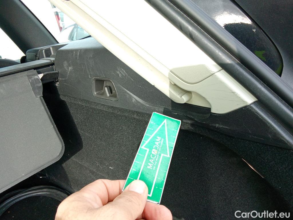  Volvo  XC60 VOLVO  / 2017 / 5P / todoterreno 2.0 T6 AWD Recharge Inscription Exp Auto #29