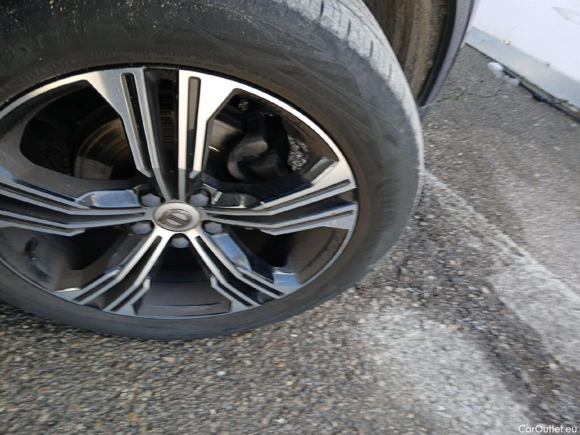  Volvo  XC 40 VOLVO XC40 / 2017 / 5P / todoterreno 2.0 D3 Inscription Auto #32