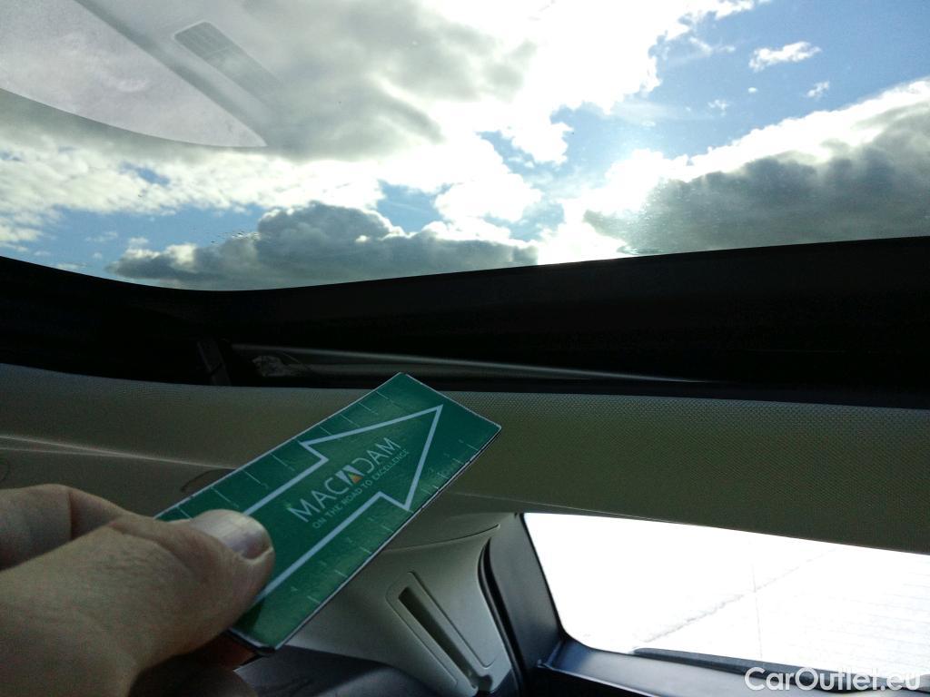  Volvo  XC60 VOLVO  / 2017 / 5P / todoterreno 2.0 T6 AWD Recharge Inscription Exp Auto #2