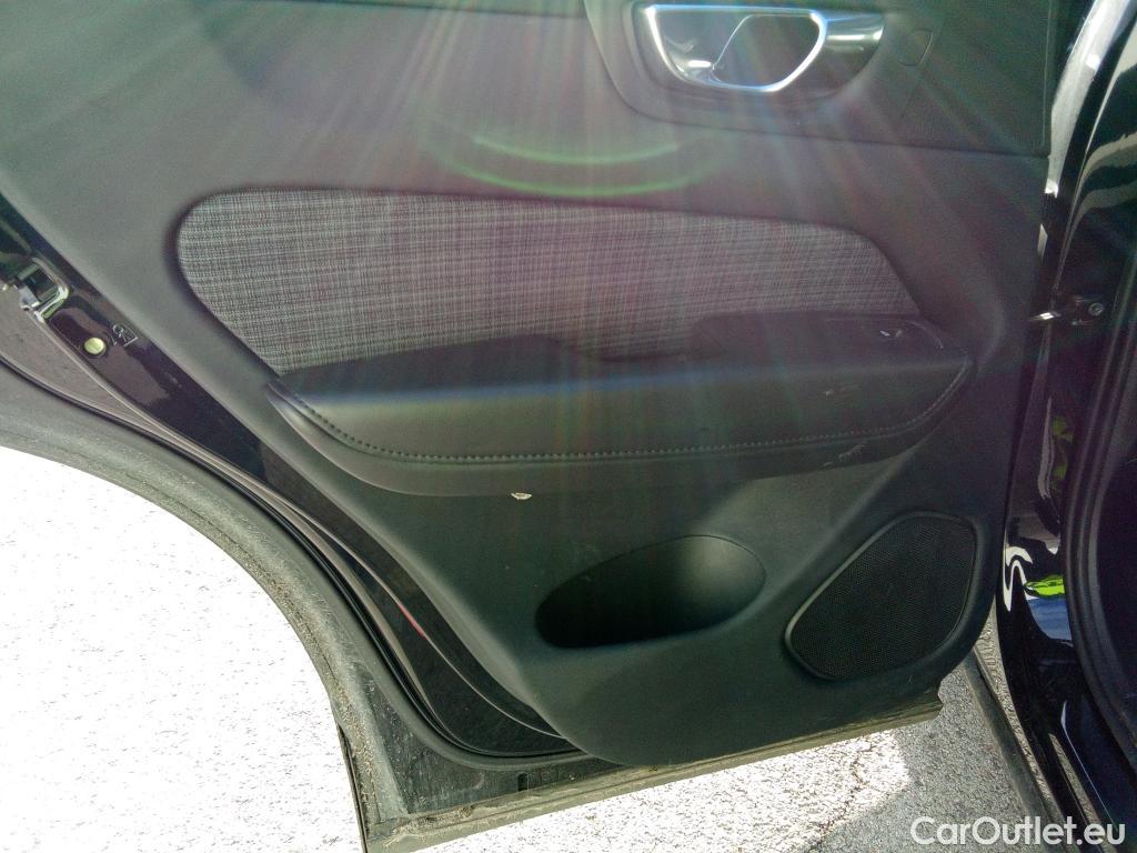  Volvo  XC60 VOLVO  / 2017 / 5P / todoterreno 2.0 T6 AWD Recharge Inscription Exp Auto #24