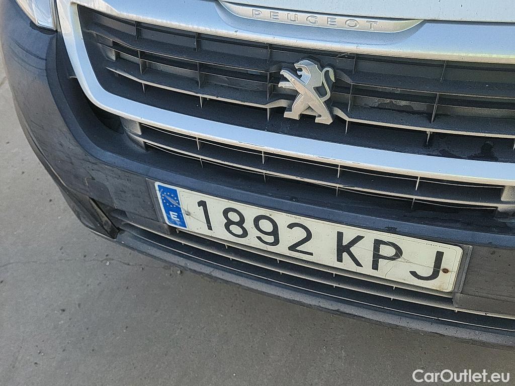  Peugeot  Partner PEUGEOT  / 2015 / 4P / combi TEPEE Access 1.6 BlueHDi 55KW (75CV) #57