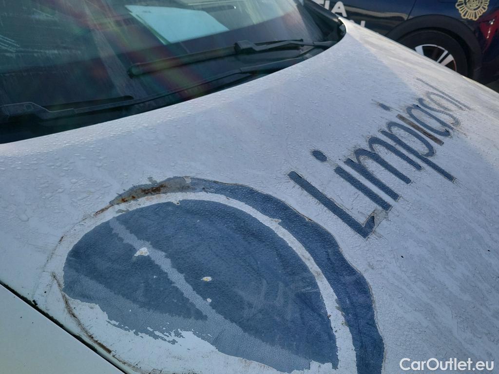  Peugeot  Partner PEUGEOT  / 2015 / 4P / combi TEPEE Access 1.6 BlueHDi 55KW (75CV) #21