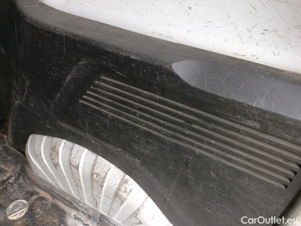  Peugeot  Partner PEUGEOT  / 2018 / 4P / furgón derivado de turismo Premium Standard 600kg BlueHDi 73kW (AC) #35