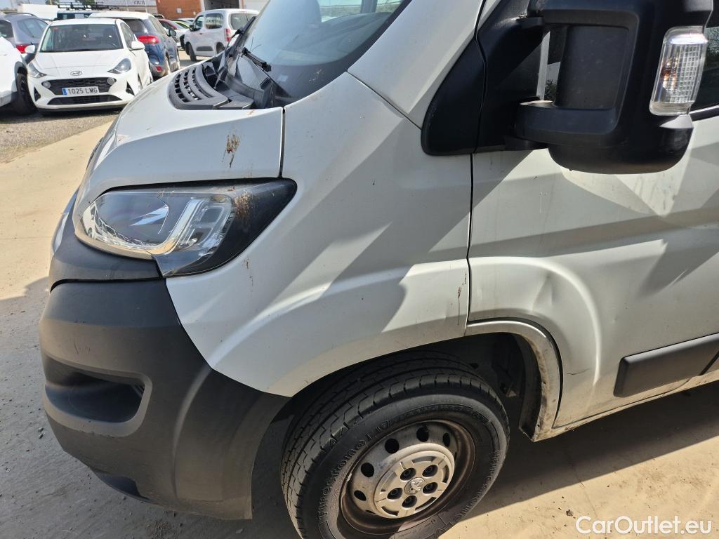  Peugeot  Boxer PEUGEOT  / 2014 / 4P / furgón Pack 330 L1 H1 BHDI 88kW(120CV) S&S 6 V. #EQUIPO FRIO  + ISOTERMO# #40