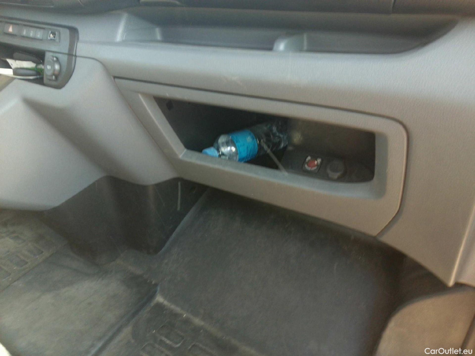  Peugeot  Expert PEUGEOT  / 2016 / 4P / combi Combi 1.6 BlueHDi 73KW (100CV) Standard #1