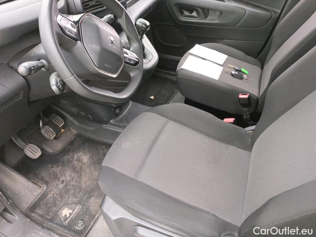  Peugeot  Partner PEUGEOT  / 2018 / 4P / furgón derivado de turismo Premium Standard 600kg BlueHDi 73kW (AC) #38