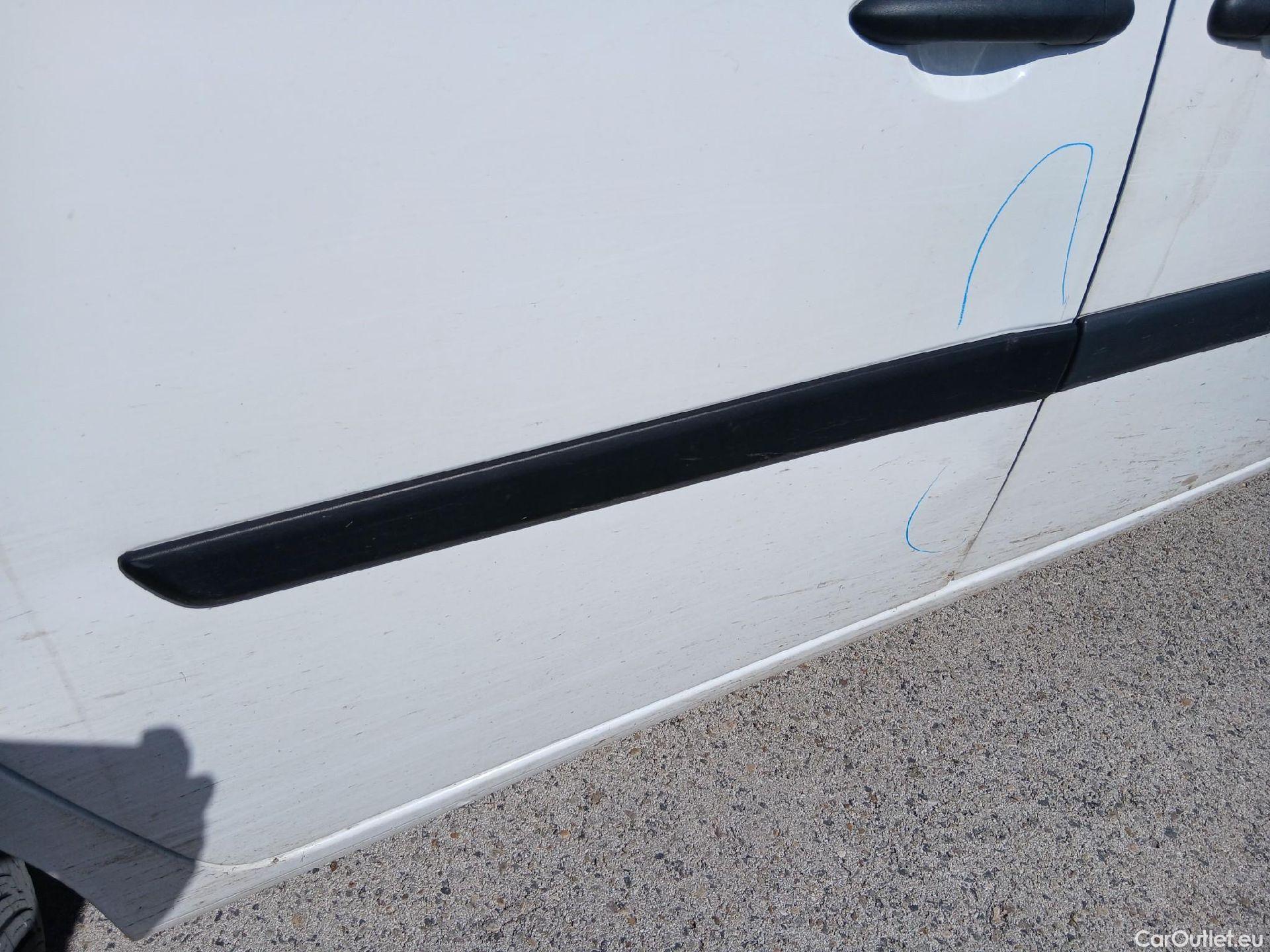  Renault  Kangoo RENAULT  Combi / 2013 / 4P / combi Profes. M1-AF Blue dCi 70 kW(95 CV) -SS) #33