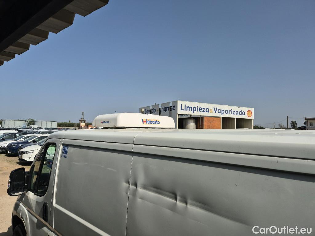  Peugeot  Boxer PEUGEOT  / 2014 / 4P / furgón Pack 330 L1 H1 BHDI 88kW(120CV) S&S 6 V. #EQUIPO FRIO  + ISOTERMO# #49