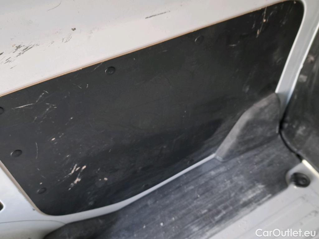  Renault  Kangoo RENAULT  Furgón/2021/4P/furgón derivado de turismo L1 1.5 Blue dCi 70kW (95CV) #31