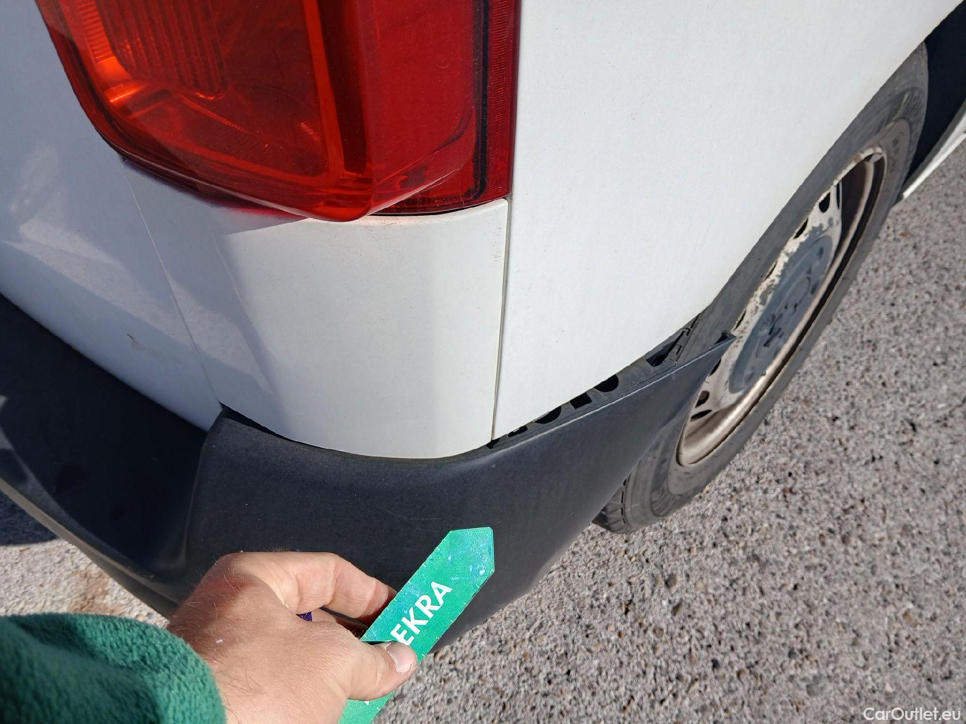  Peugeot  Expert PEUGEOT  / 2016 / 4P / combi Combi 1.6 BlueHDi 73KW (100CV) Standard #21