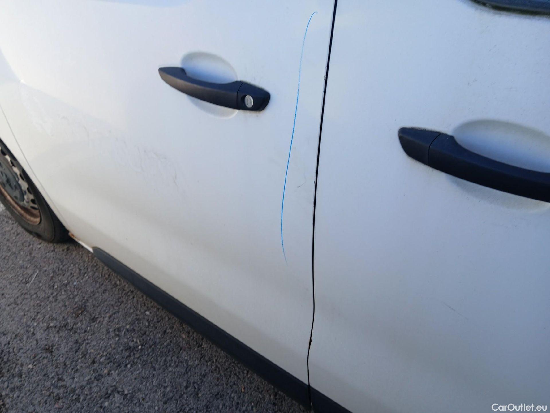  Peugeot  Expert PEUGEOT  / 2016 / 4P / combi Combi 1.6 BlueHDi 73KW (100CV) Standard #16