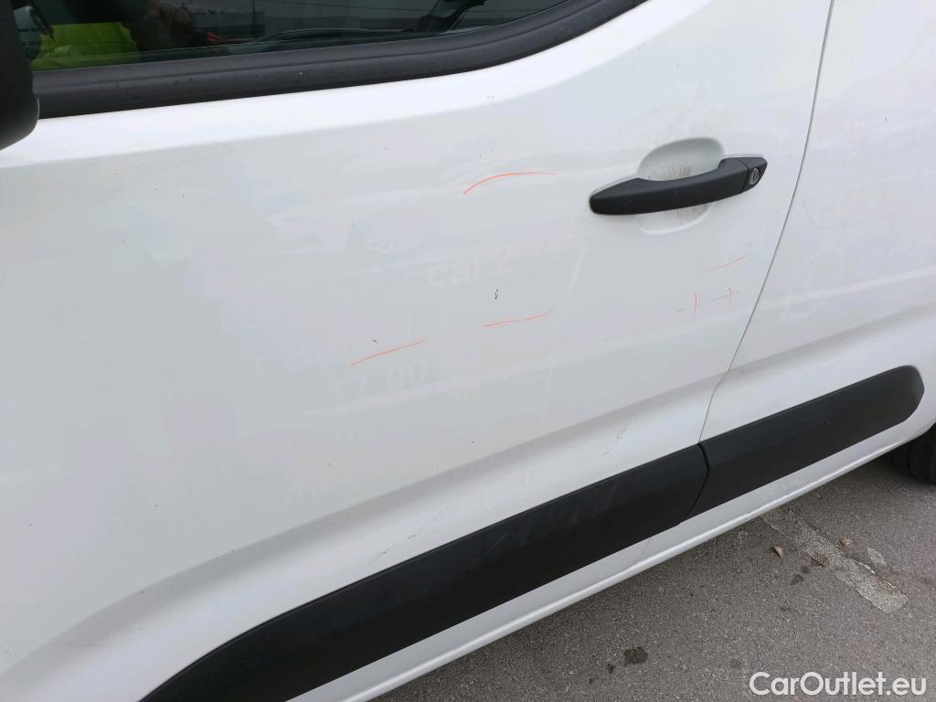  Peugeot  Partner PEUGEOT  / 2018 / 4P / furgón derivado de turismo Premium Standard 600kg BlueHDi 73kW (AC) #20