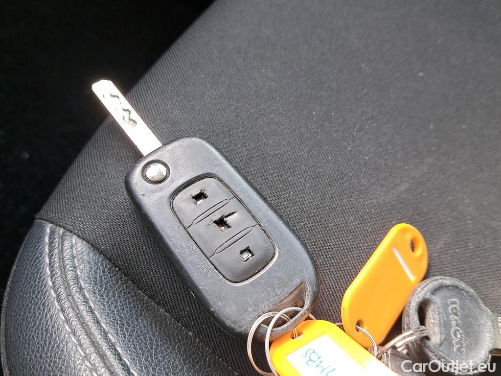  Renault  Kangoo RENAULT  Furgón/2021/4P/furgón derivado de turismo L1 1.5 Blue dCi 70kW (95CV) #1