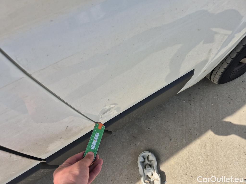  Peugeot  Boxer PEUGEOT  / 2014 / 4P / furgón Pack 330 L1 H1 BHDI 88kW(120CV) S&S 6 V. #EQUIPO FRIO  + ISOTERMO# #21