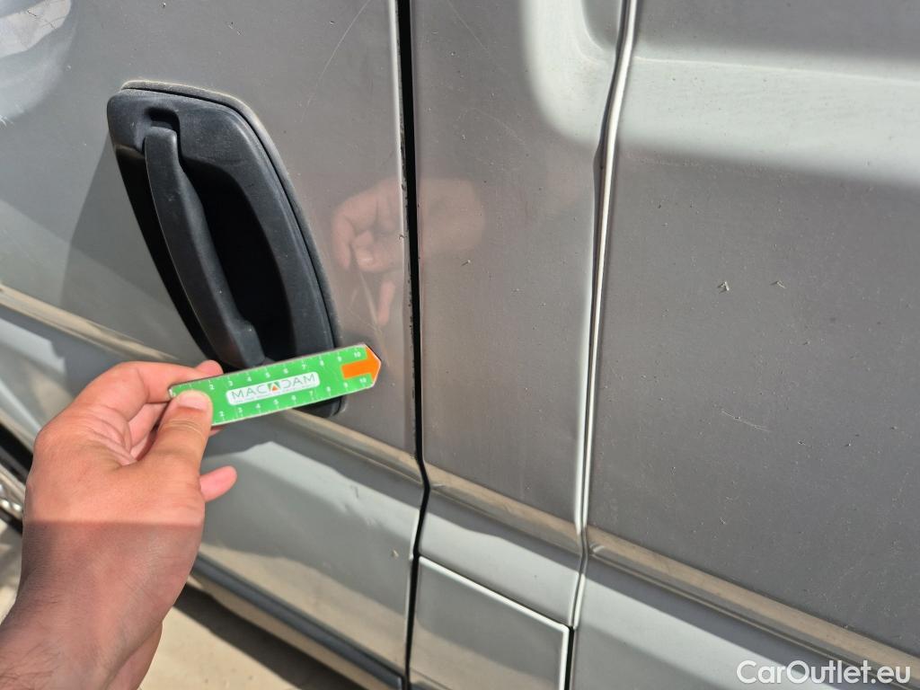  Peugeot  Boxer PEUGEOT  / 2014 / 4P / furgón Pack 330 L1 H1 BHDI 88kW(120CV) S&S 6 V. #EQUIPO FRIO  + ISOTERMO# #13