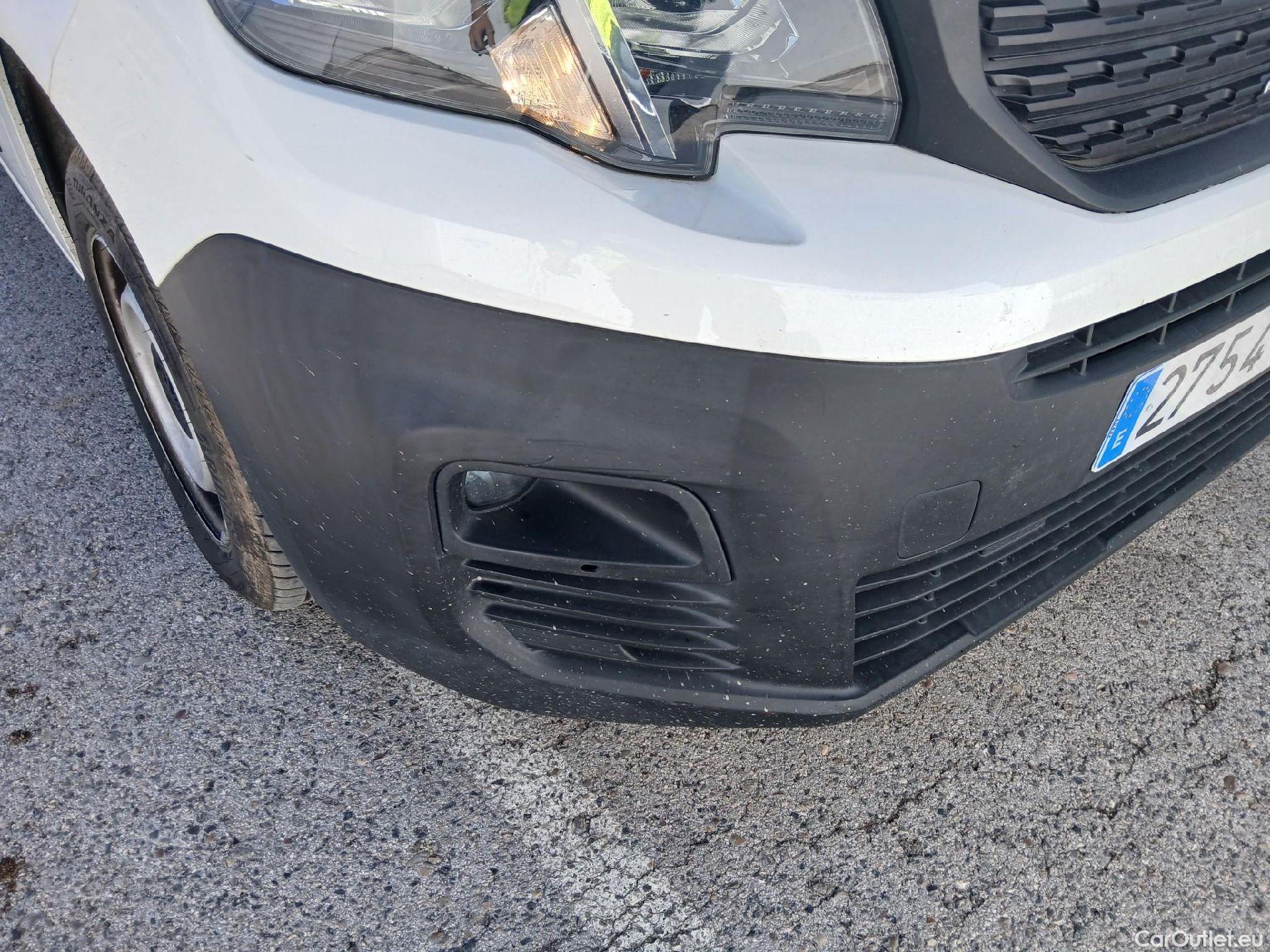  Peugeot  Partner PEUGEOT  / 2018 / 3P / furgón derivado de turismo Pro Standard 600kg BlueHDi 73kW (AC) #11