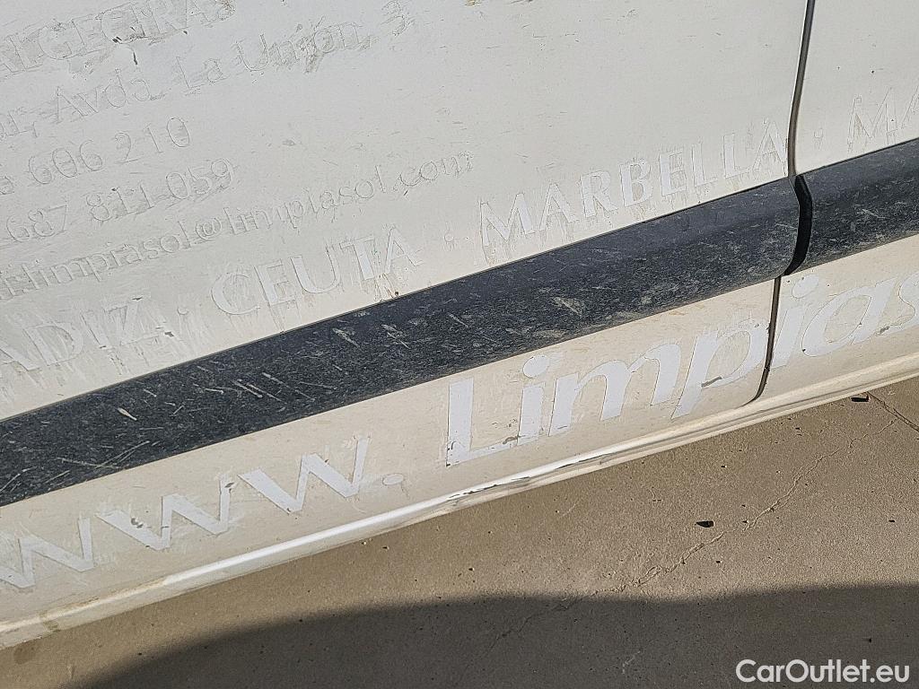  Peugeot  Partner PEUGEOT  / 2015 / 4P / combi TEPEE Access 1.6 BlueHDi 55KW (75CV) #23