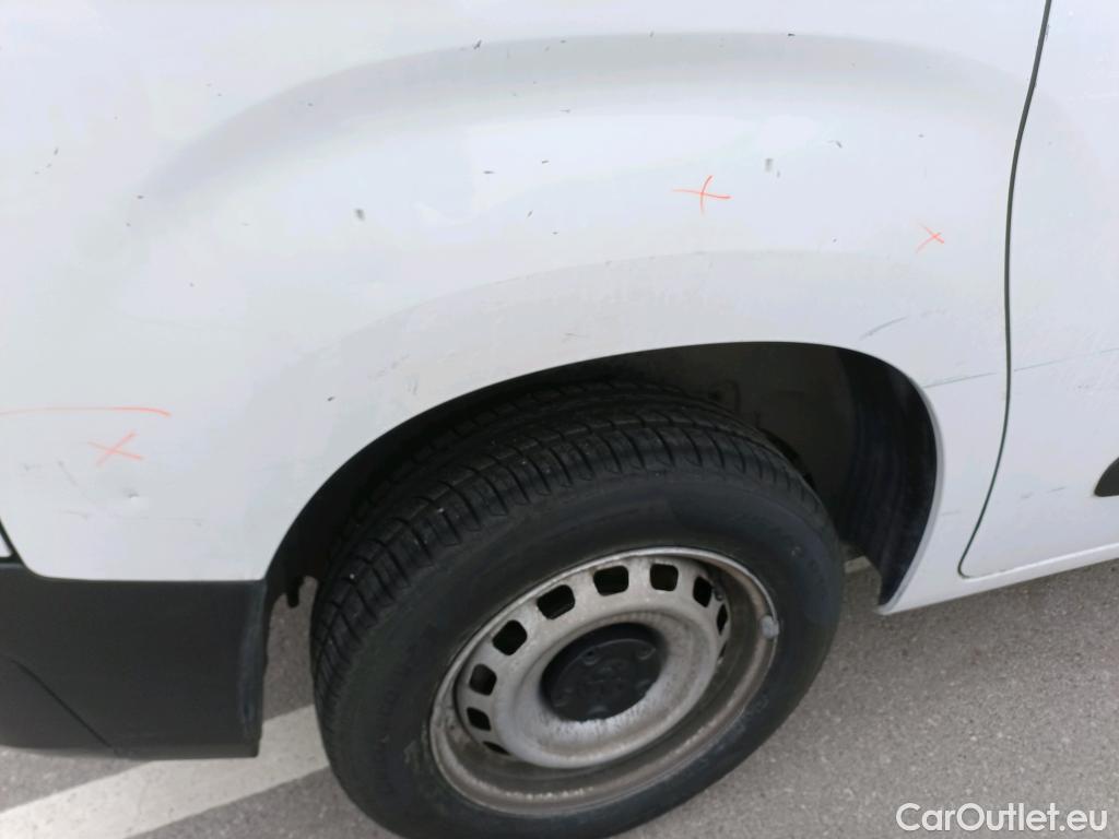  Peugeot  Partner PEUGEOT  / 2018 / 4P / furgón derivado de turismo Premium Standard 600kg BlueHDi 73kW (AC) #2