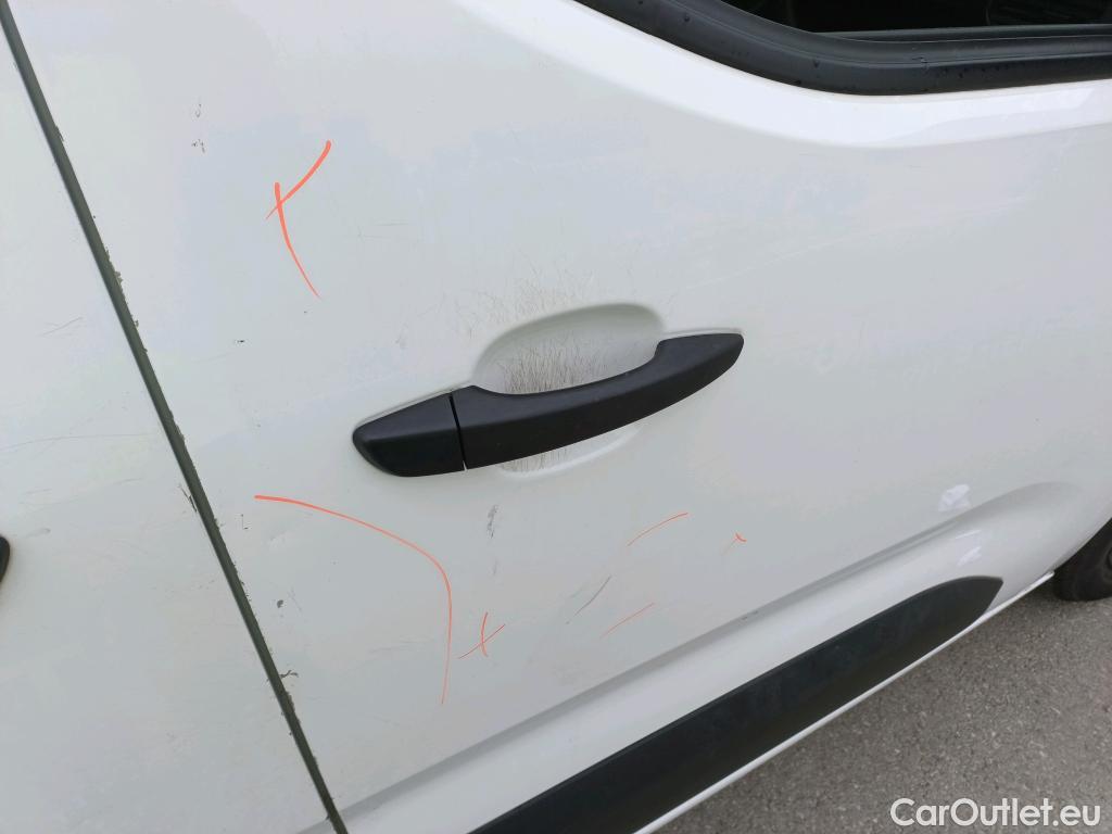  Peugeot  Partner PEUGEOT  / 2018 / 4P / furgón derivado de turismo Premium Standard 600kg BlueHDi 73kW (AC) #18