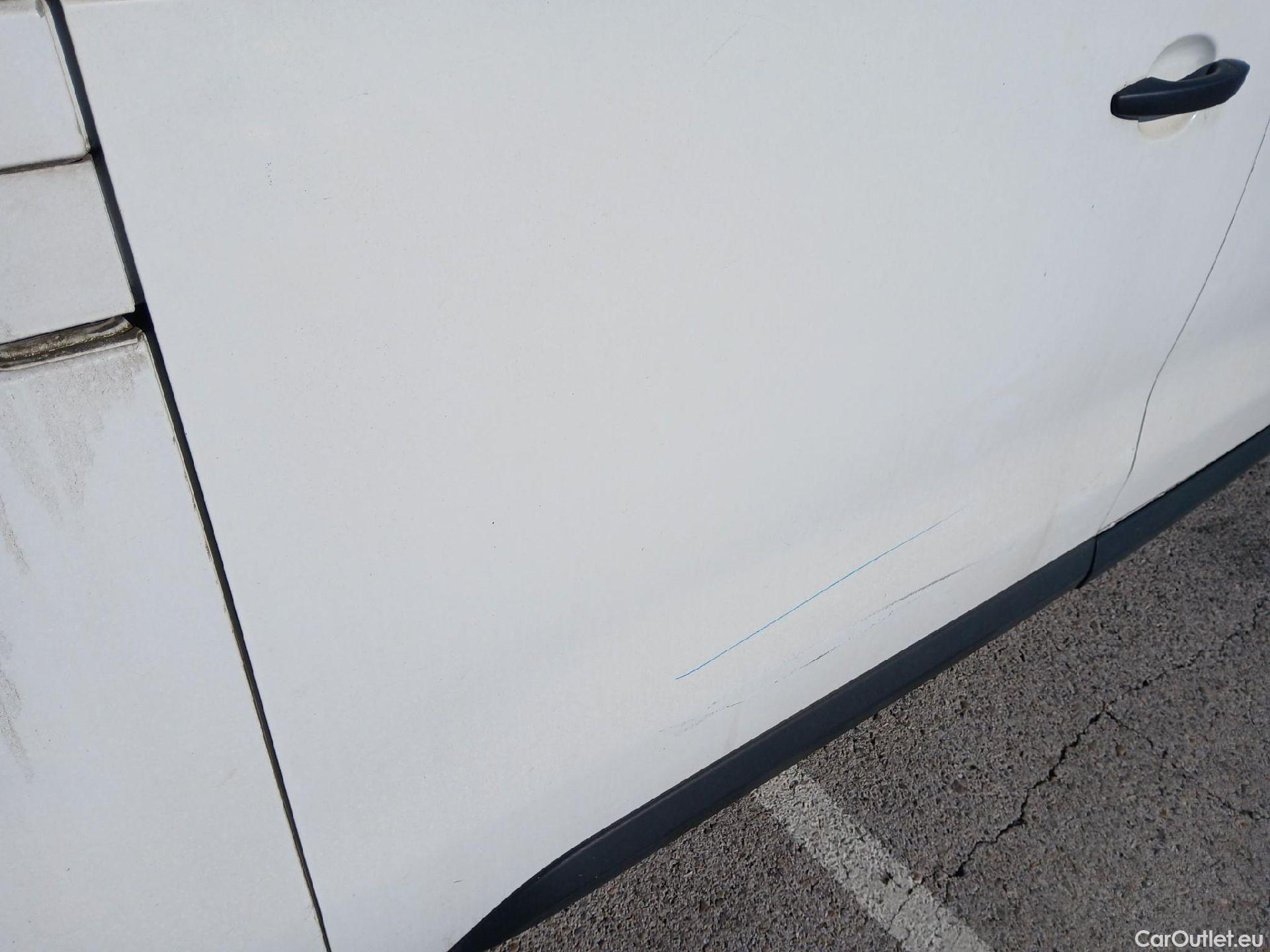  Peugeot  Expert PEUGEOT  / 2016 / 4P / combi Combi 1.6 BlueHDi 73KW (100CV) Standard #23