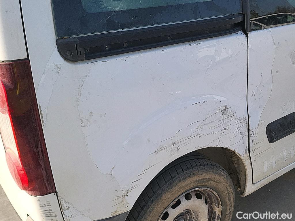  Peugeot  Partner PEUGEOT  / 2015 / 4P / combi TEPEE Access 1.6 BlueHDi 55KW (75CV) #7