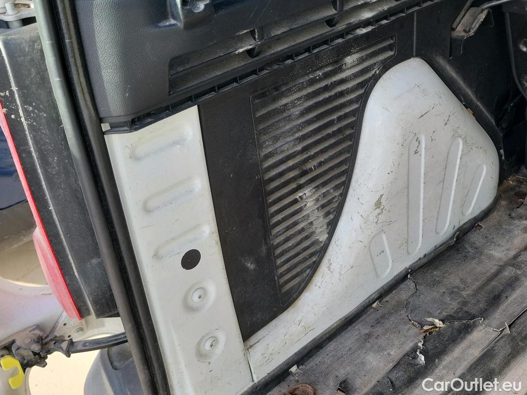  Peugeot  Partner PEUGEOT  / 2015 / 4P / combi TEPEE Access 1.6 BlueHDi 55KW (75CV) #19