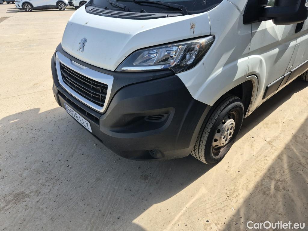  Peugeot  Boxer PEUGEOT  / 2014 / 4P / furgón Pack 330 L1 H1 BHDI 88kW(120CV) S&S 6 V. #EQUIPO FRIO  + ISOTERMO# #24