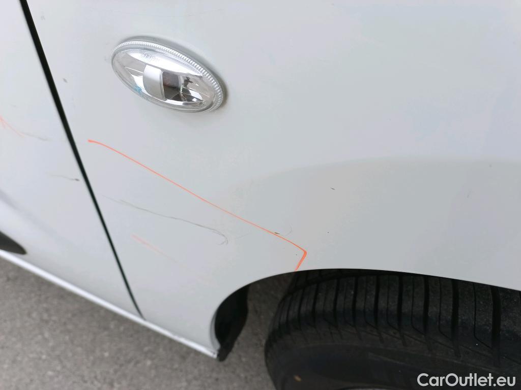  Peugeot  Partner PEUGEOT  / 2018 / 4P / furgón derivado de turismo Premium Standard 600kg BlueHDi 73kW (AC) #27