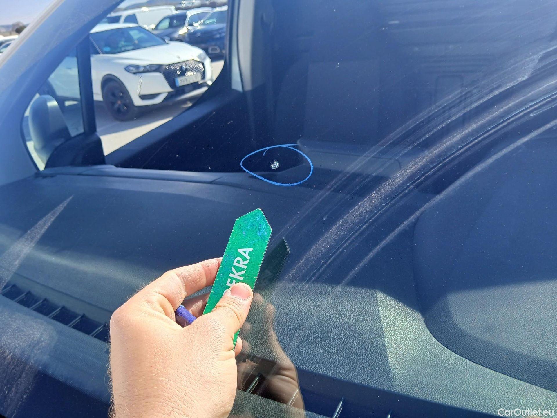  Peugeot  Partner PEUGEOT  / 2018 / 3P / furgón derivado de turismo Pro Standard 600kg BlueHDi 73kW (AC) #20