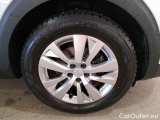  Peugeot  3008 PEUGEOT  / 2020 / 5P / SUV BLUEHDI 130 EAT8 SeS ACTIVE BUSINESS #17