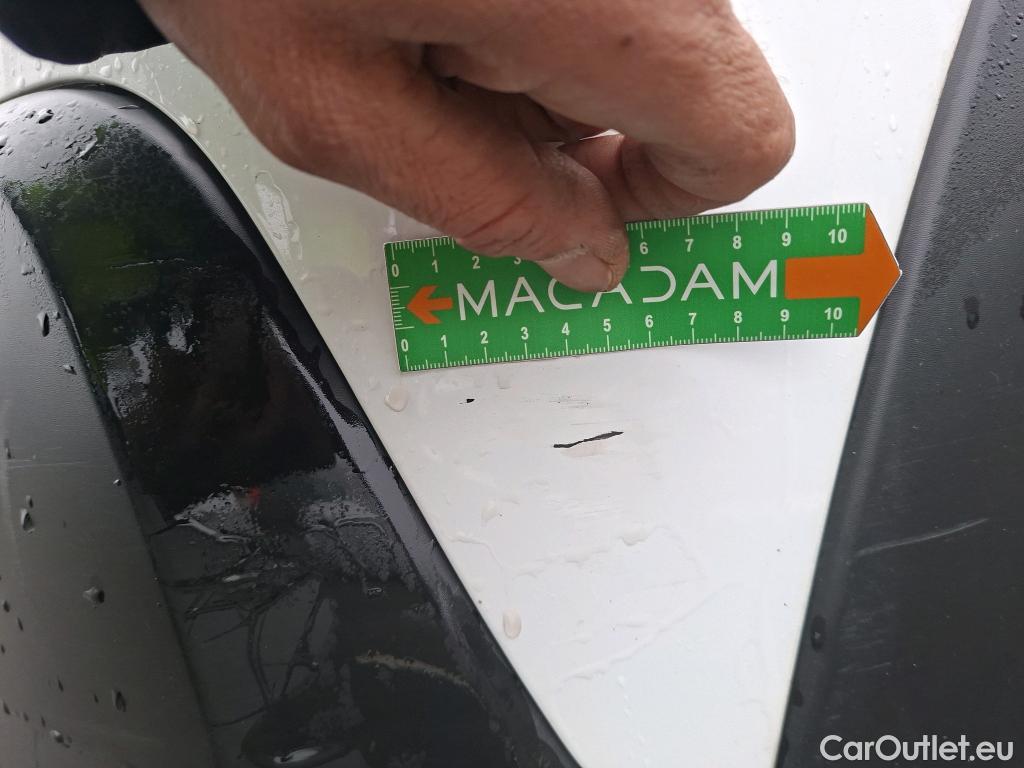  Citroen  C3  Société Feel 1.5 BlueHDI 100CV BVM6 E6d #24