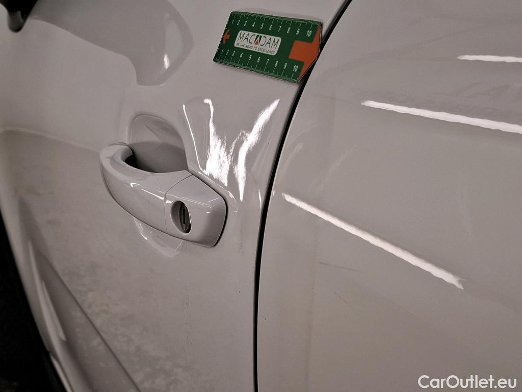  Citroen  C3  Feel Business 1.2 PureTech 80CV BVM5 E6d #7