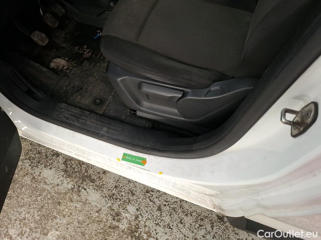  Citroen  Berlingo  Fourgon Club M 650 1.5 BlueHDi 75CV BVM5 E6dT #24