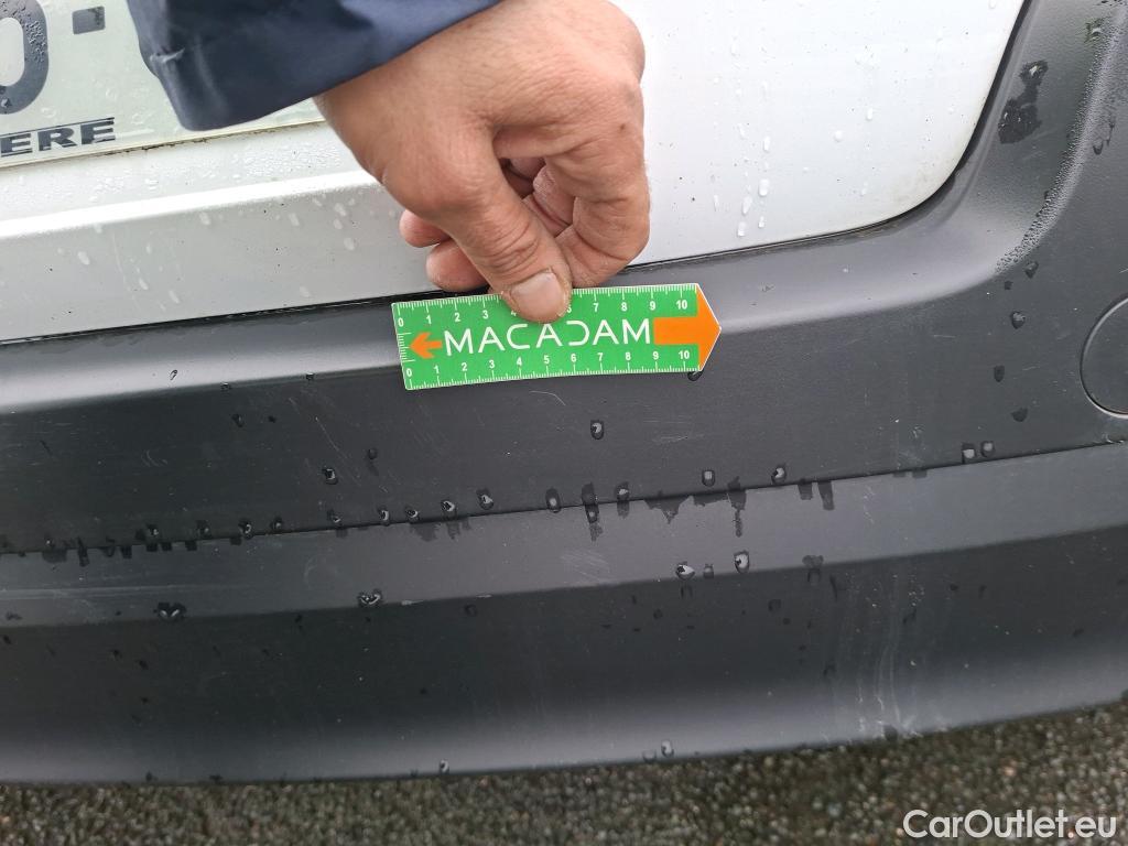  Citroen  C3  Société Feel 1.5 BlueHDI 100CV BVM6 E6d #19