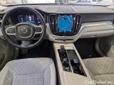  Volvo  XC60 VOLVO  / 2021 / 5P / SUV B4 D AUTOMATICO CORE #3