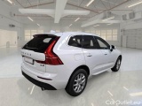  Volvo  XC60 VOLVO  / 2017 / 5P / SUV B4 D AWD GEARTR. MOMENTUM PRO MY21 #2