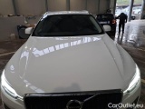  Volvo  XC60 VOLVO  / 2017 / 5P / SUV B4 D AWD GEARTR. MOMENTUM PRO MY21 #24