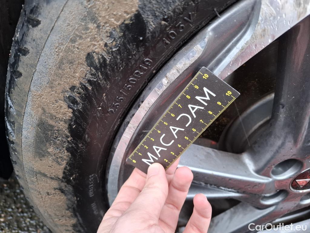  DS  DS7 DS DS 7 Crossback / 2017 / 5P / SUV E-TENSE 225 Business #28