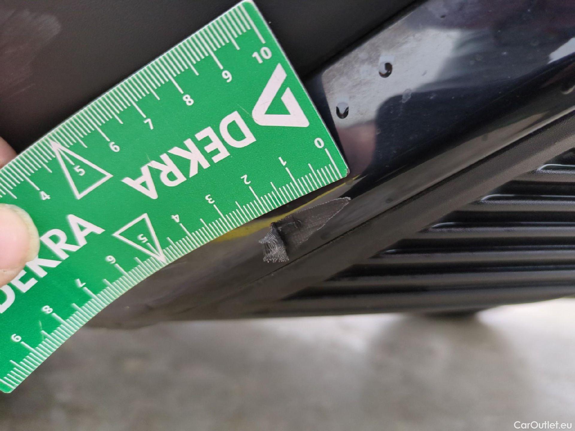  Citroen  C4  X Shine 1.2 PureTech 130CV BVA8 6E #18