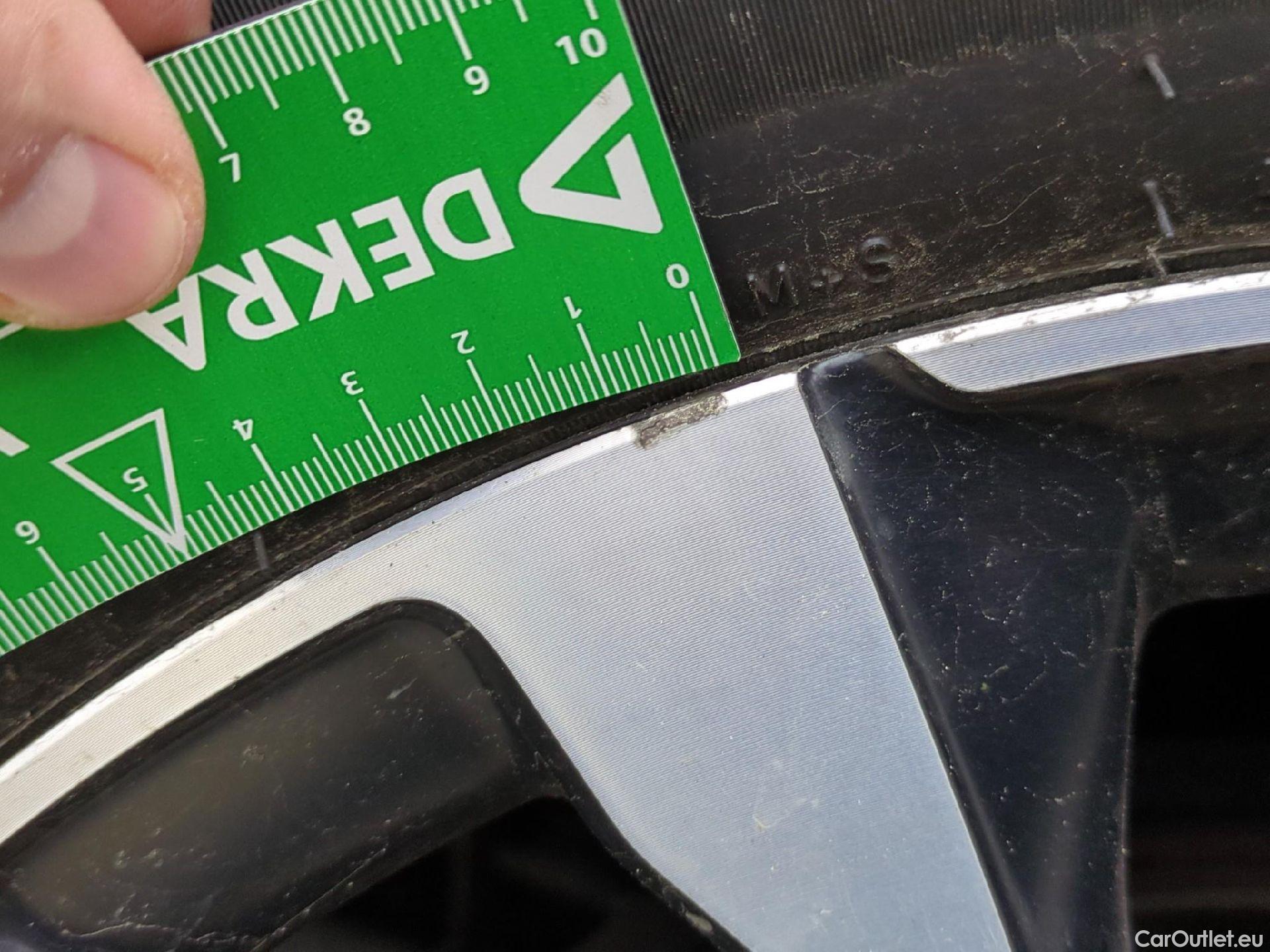  Fiat  500 FIAT X / 2018 / 5P / SUV 1.0 FFly T T3 120ch Cross #13