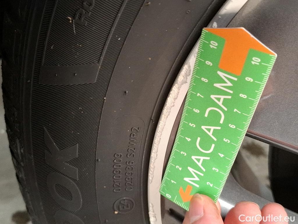  Hyundai  Konna Kona Business Hybrid 2WD 1.6 GDI 140CV BVA6 E6d #8