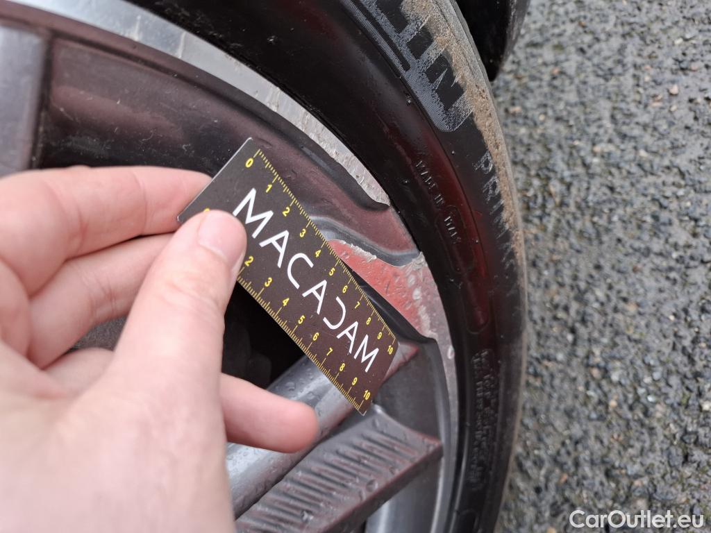  DS  DS7 DS DS 7 Crossback / 2017 / 5P / SUV E-TENSE 225 Business #31