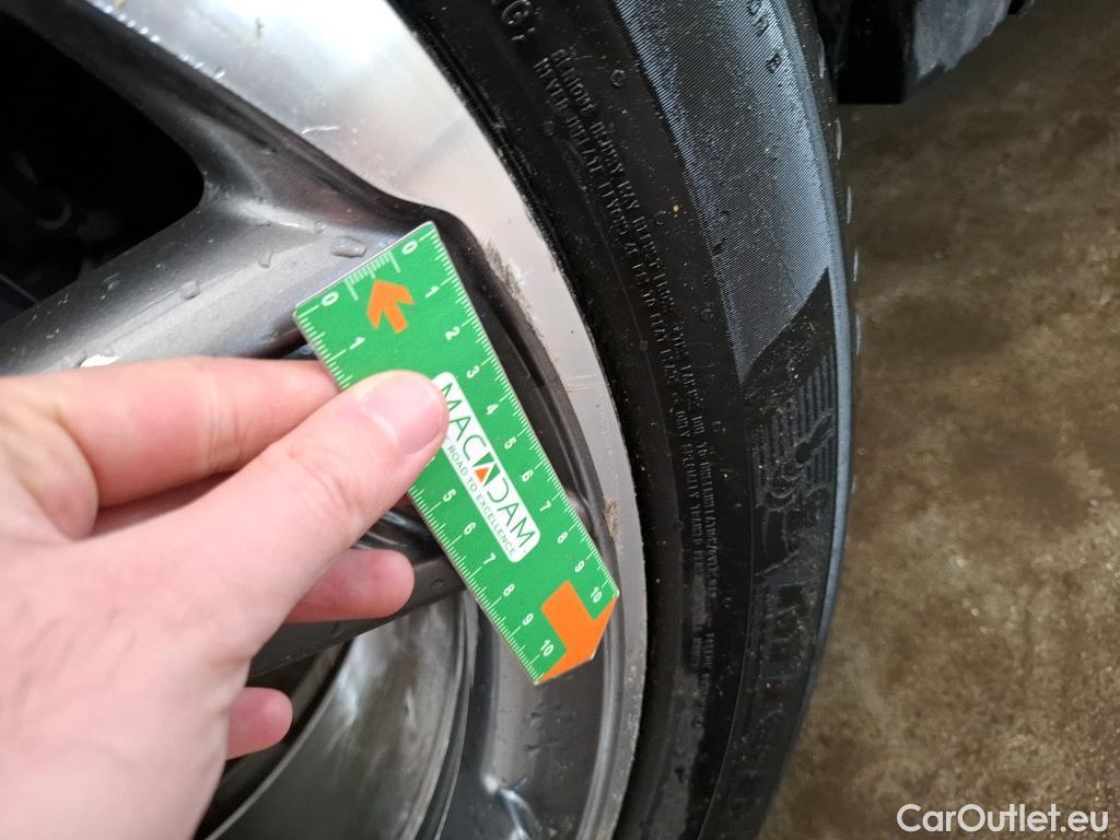  DS  DS7 DS DS 7 Crossback / 2017 / 5P / SUV E-TENSE 225 Business #19