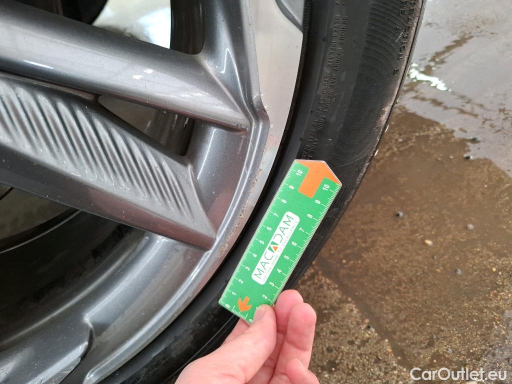  DS  DS7 DS DS 7 Crossback / 2017 / 5P / SUV E-TENSE 225 Business #16