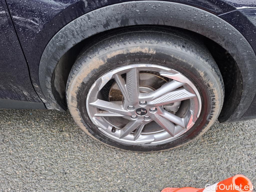  DS  DS7 DS DS 7 Crossback / 2017 / 5P / SUV E-TENSE 225 Business #32