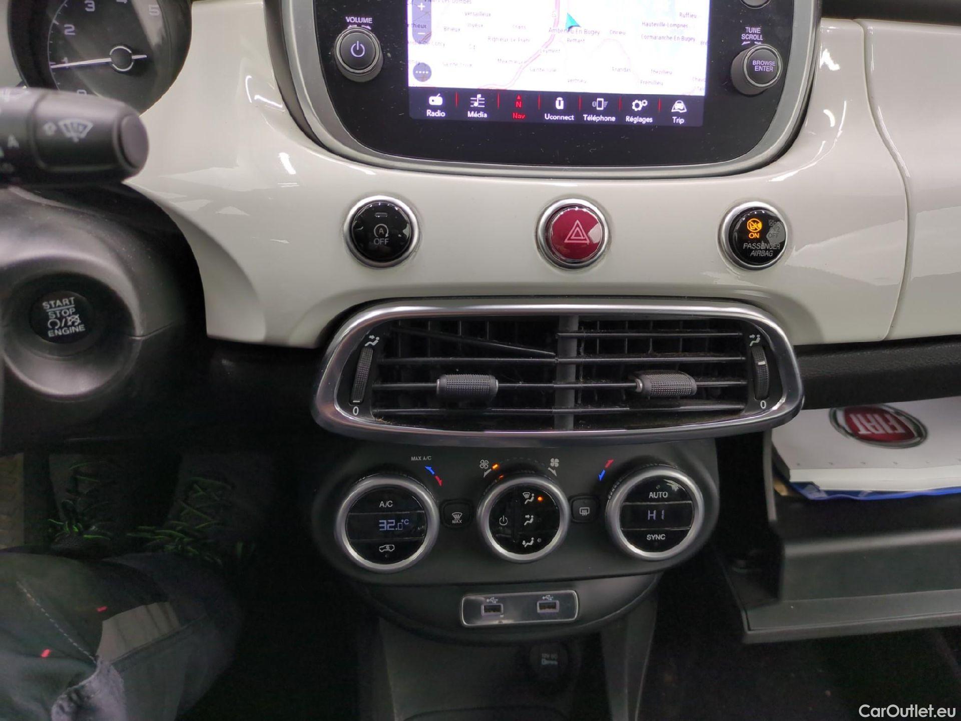  Fiat  500 FIAT X / 2018 / 5P / SUV 1.0 FFly T T3 120ch Cross #1