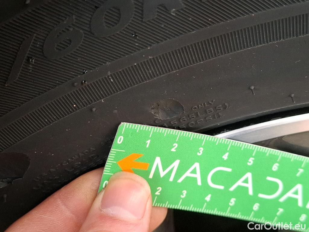  Hyundai  Konna Kona Business Hybrid 2WD 1.6 GDI 140CV BVA6 E6d #3